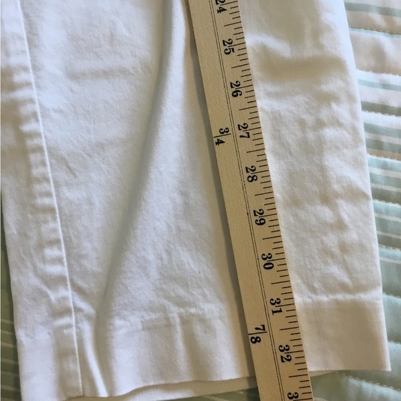 J.h. Collectibles ladies, size 16 pants. White. Stretch. 32” long Capris - Picture 6 of 8